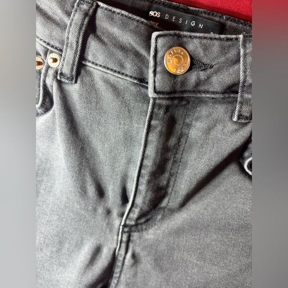 ASOS Design Black Jeans Skinny Women’s Size 4/26 Petite EPC - Picture 2 of 5
